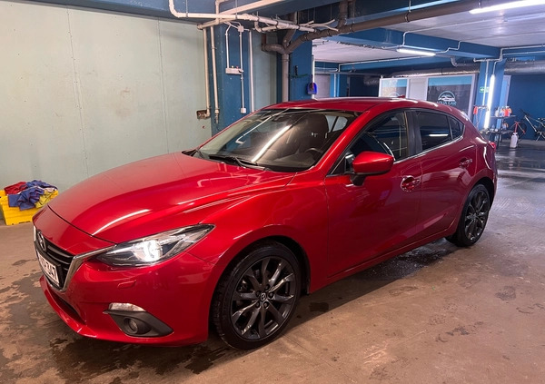 Mazda 3 cena 53990 przebieg: 106116, rok produkcji 2017 z Rumia małe 704